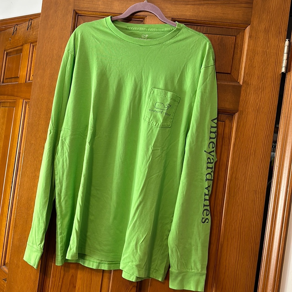 Green long sleeve vineyard vines whale shirt